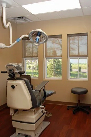 Patient Treatment Room at Riverstone Oral & Dental Implant Surgery